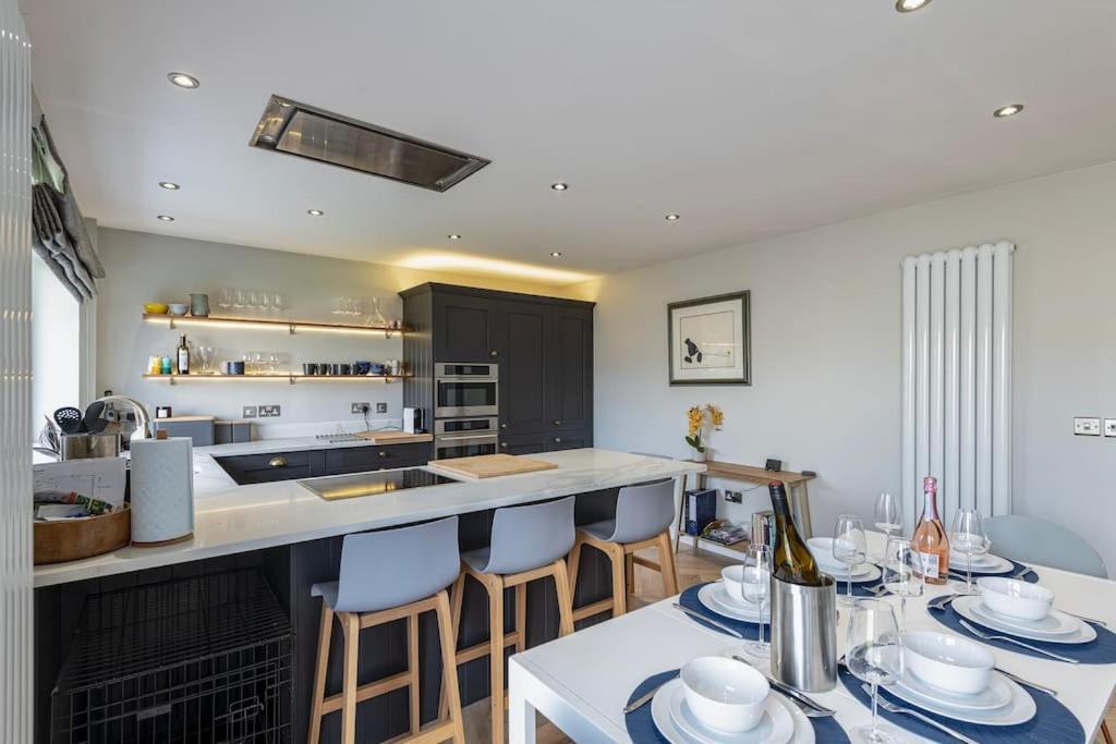 Family-Friendly Retreat Between Beach & Mountains Tremadog Buitenkant foto