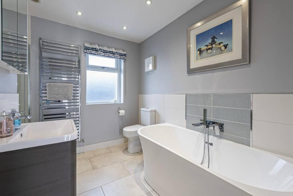 Family-Friendly Retreat Between Beach & Mountains Tremadog Buitenkant foto